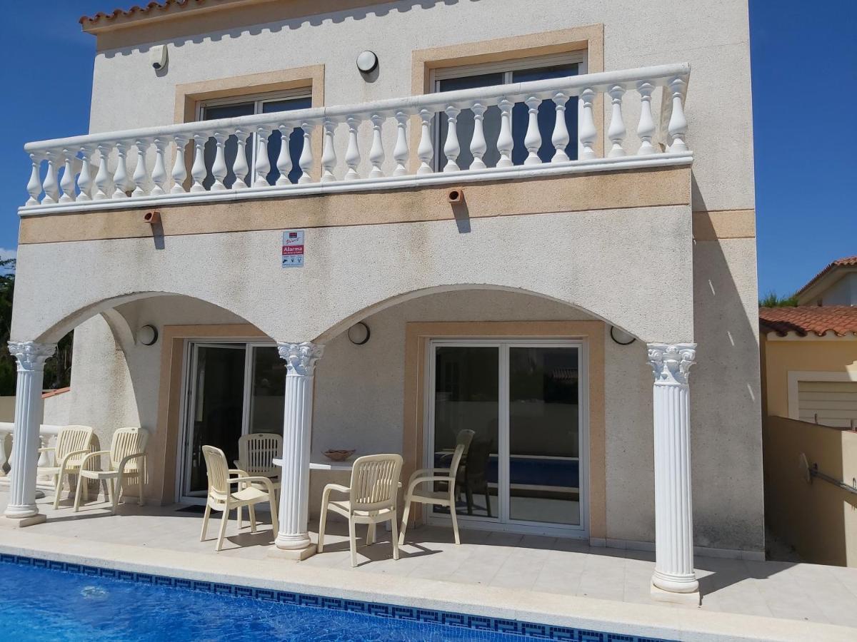 Вилла Casa Amb Piscina Privada Эмпуриабрава Экстерьер фото